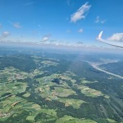 Flugwegposition um 10:21:27: Aufgenommen in der Nähe von Gemeinde Emmersdorf an der Donau, Emmersdorf an der Donau, Österreich in 1589 Meter